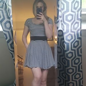 Guess striped dress